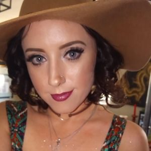 Meet your Posher, Kristin